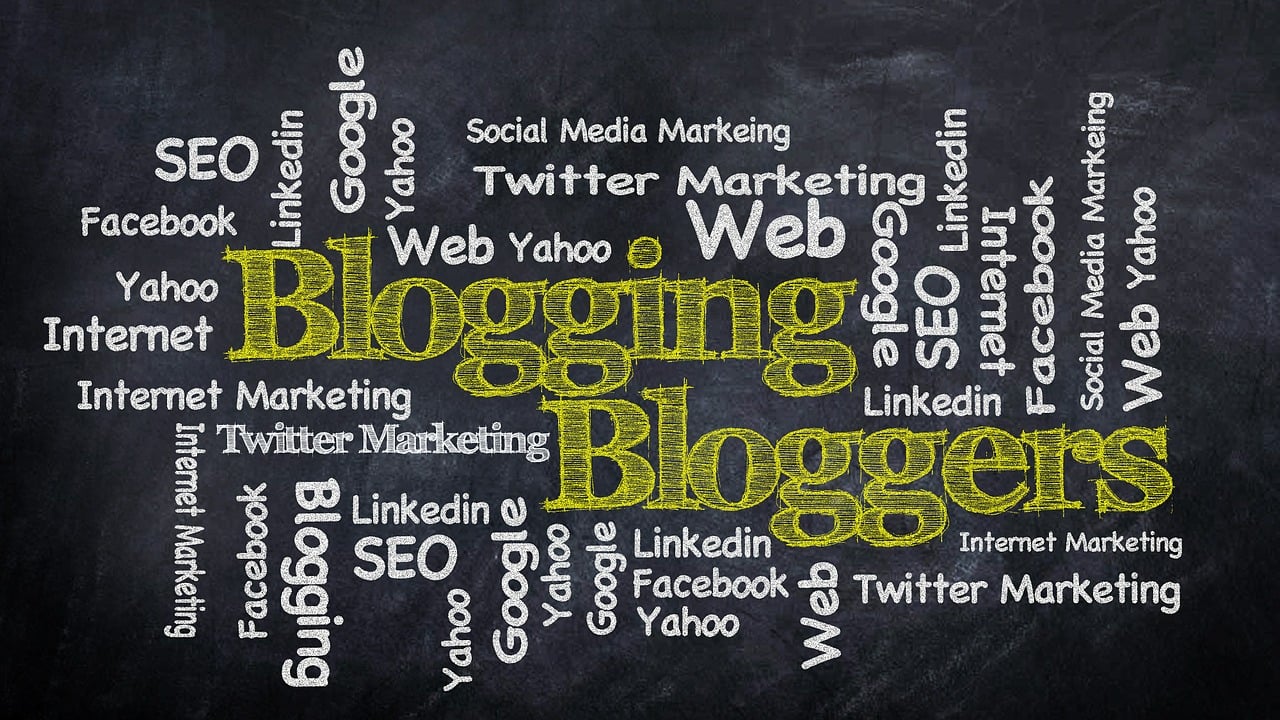 Standing Out With Your Blog In a Crowded Room